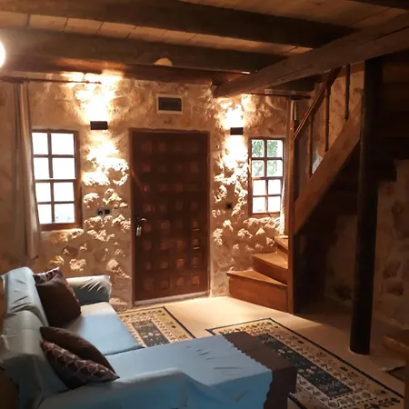 Tahtavilla Homestay